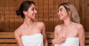 Czy sauna wysusza skórę? Fakty i mity